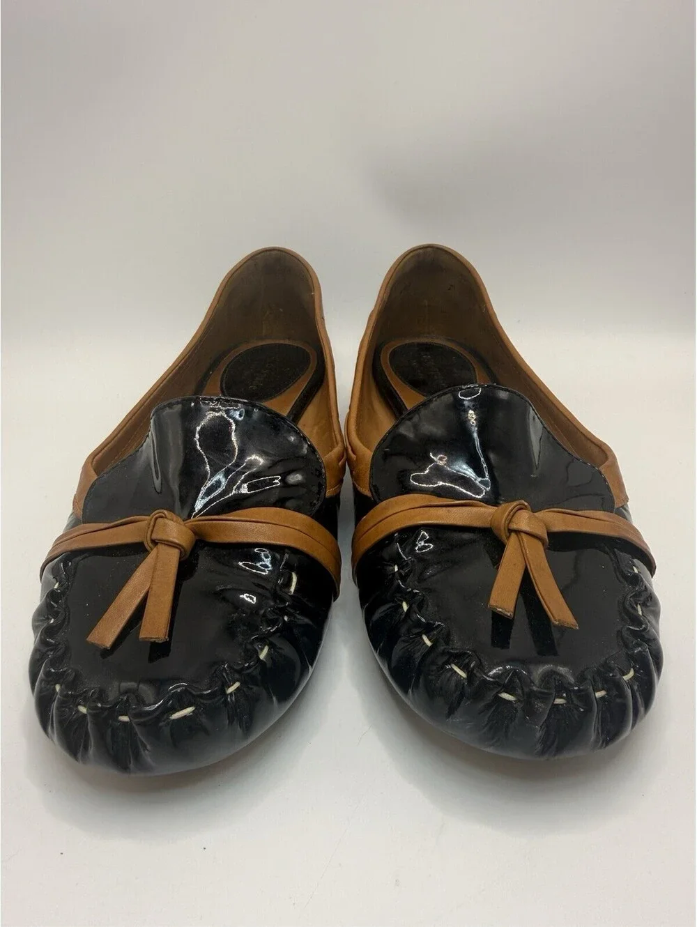 Kate Spade Black Patent Leather With Tan Leather Trim Moccasin Women Sz 8.5 US